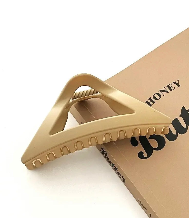 Large Triangle Hair Claw Clip