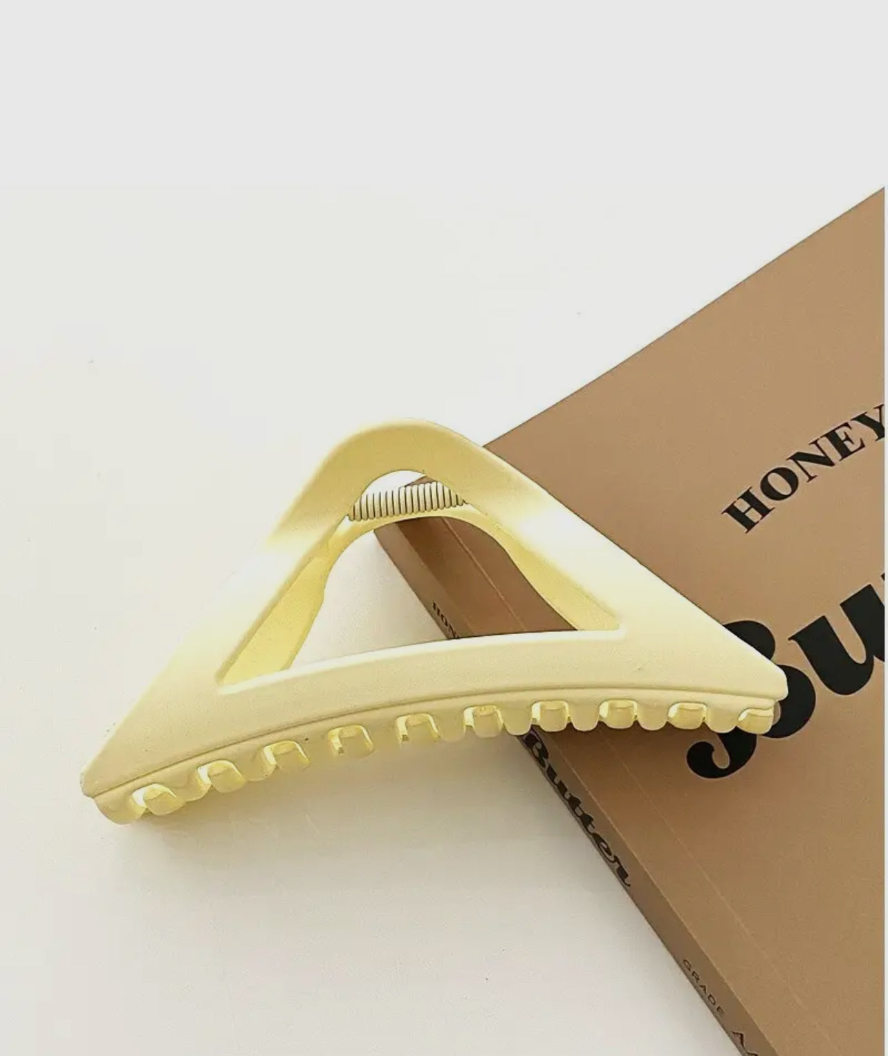 Large Triangle Hair Claw Clip